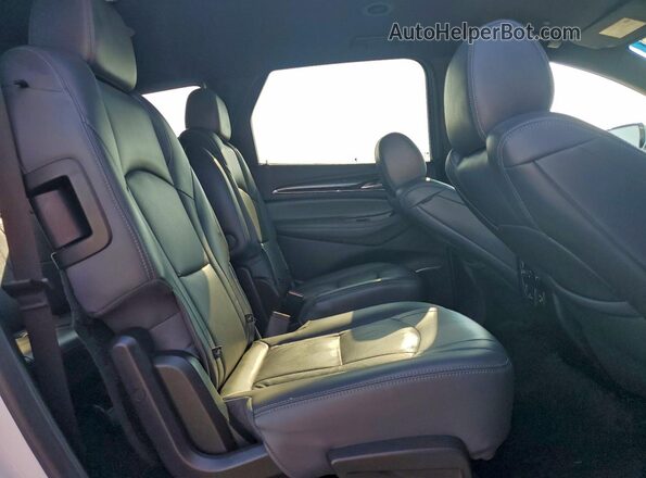 5GAERCKW2NJ131173 2022 BUICK ENCLAVE White Widok wnętrza z tyłu