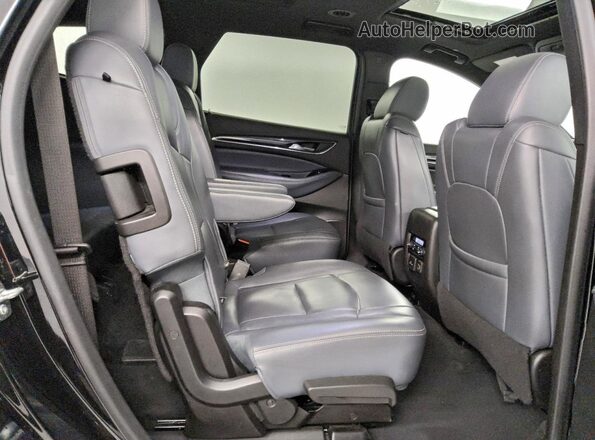 5GAEVBKW1NJ133356 2022 BUICK ENCLAVE Черный Вид задней части салона