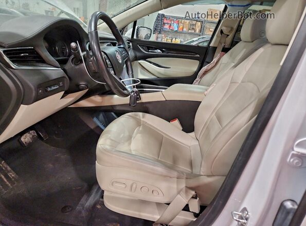 5GAEVBKW5PJ132438 2023 BUICK ENCLAVE White Widok wnętrza z przodu
