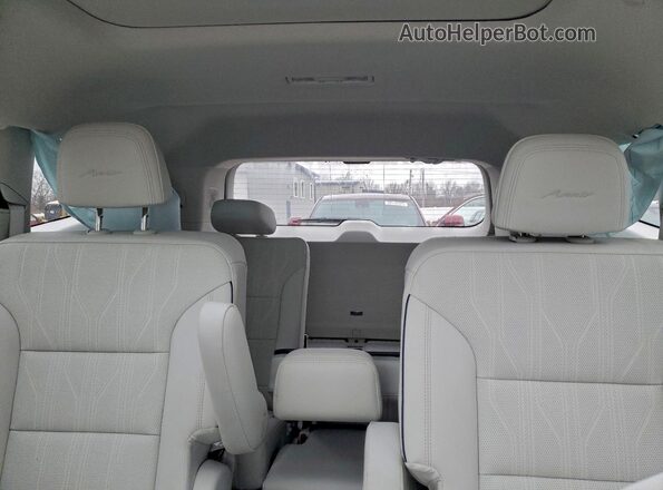 5GAEVCKS7TJ144636 2026 BUICK ENCLAVE Синий Вид задних сидений