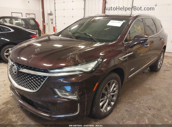 5GAEVCKW4PJ216305 2023 BUICK ENCLAVE Maroon წინა მარცხენა ხედი სამი მეოთხედიდან