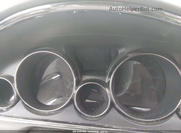 5GAKRBKD3GJ271084 2016 BUICK ENCLAVE Silver უკანა სავარძლების ხედი