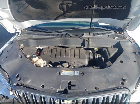 5GAKRBKD9HJ194142 2017 BUICK ENCLAVE White Widok z tyłu