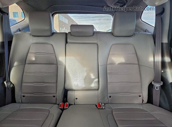 5J6RT6H8XNL040677 2022 HONDA CR-V Red Rear seats view