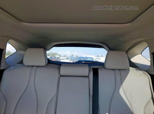 5J8TC2H50SL024401 2025 ACURA RDX Red Vista de los asientos traseros