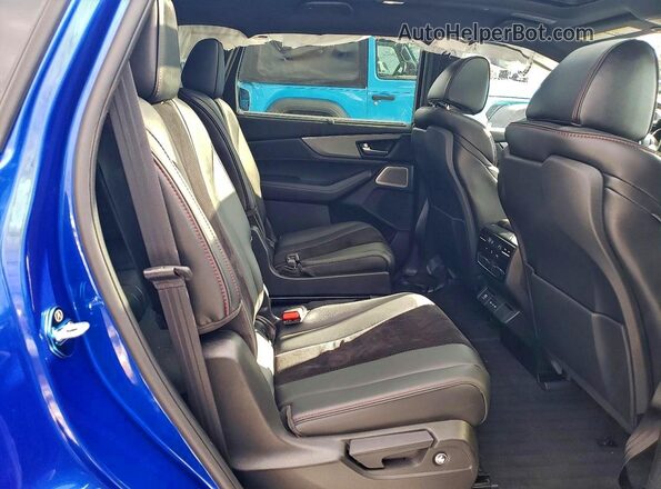 5J8YE1H00SL009072 2025 ACURA MDX Blue Вид задньої частини салону