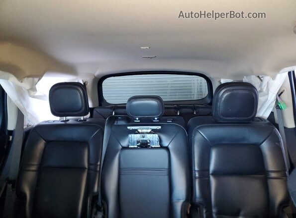 5LM5J0XC8PGL07896 2023 LINCOLN AVIATOR Black Հետևի նստատեղերի տեսք