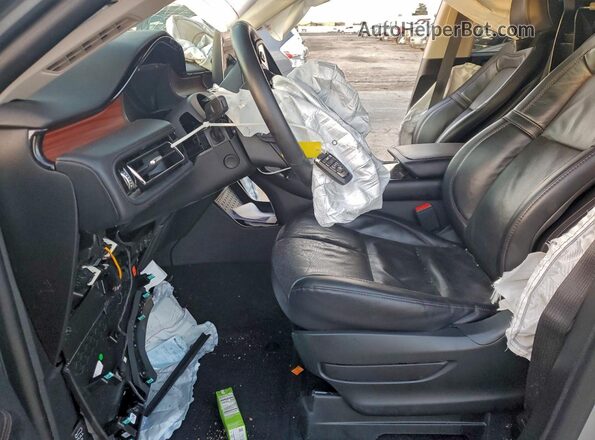 5LM5J7WC7PGL32671 2023 LINCOLN AVIATOR Silver Front interior view
