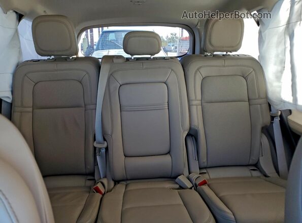 5LM5J7XC7LGL15524 2020 LINCOLN AVIATOR White Vista de los asientos traseros