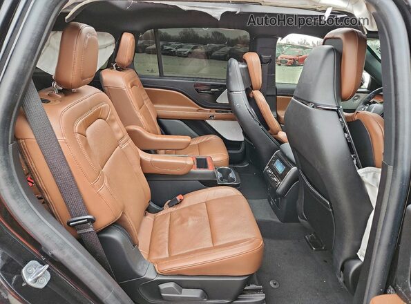 5LM5J7XCXNGL10465 2022 LINCOLN AVIATOR Black Вид задньої частини салону
