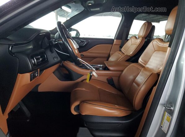 5LM5J9XC1MGL04449 2021 LINCOLN AVIATOR Silver Vista interior delantera