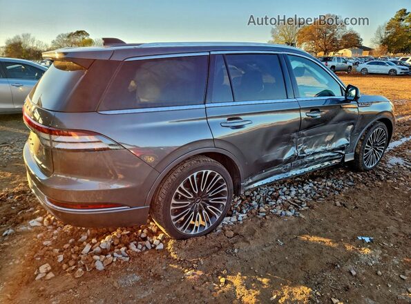 5LM5J9XC9SGL02509 2025 LINCOLN AVIATOR Gray უკანა მარჯვენა