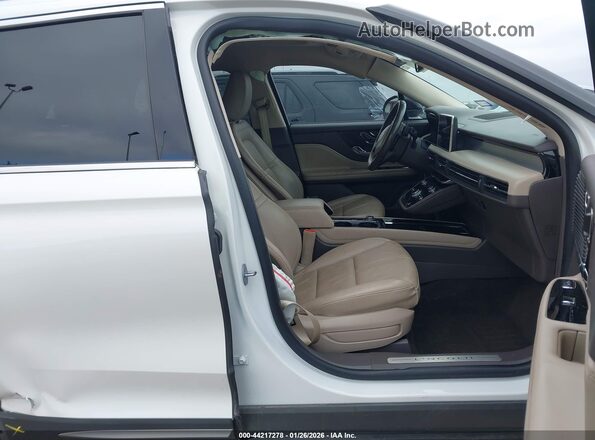 5LMCJ1C97NUL01223 2022 LINCOLN CORSAIR White Vista interior delantera