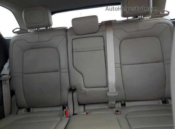 5LMCJ1D99NUL01898 2022 LINCOLN CORSAIR Beige Widok tylnych siedzeń