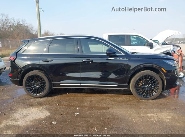5LMCJ2C92NUL32403 2022 LINCOLN CORSAIR Black Widok wnętrza z tyłu