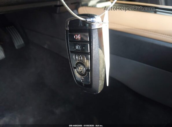 5LMCJ2C92NUL32403 2022 LINCOLN CORSAIR Black Widok deski rozdzielczej