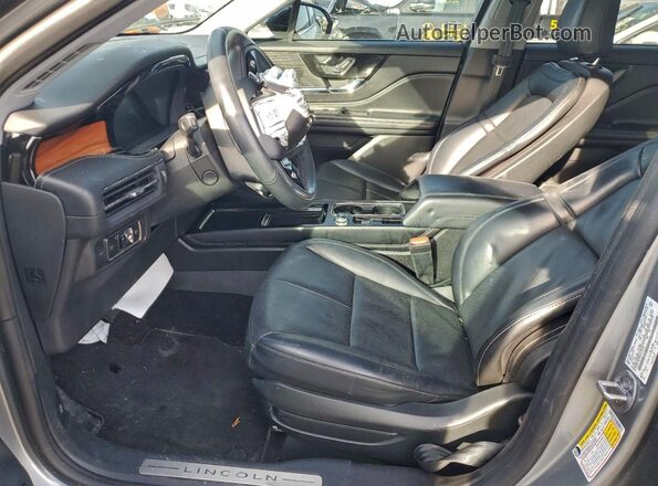 5LMCJ2C95NUL18124 2022 LINCOLN CORSAIR Silver Vista interior delantera