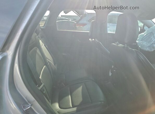 5LMCJ2C95NUL18124 2022 LINCOLN CORSAIR Silver Vista interior trasera