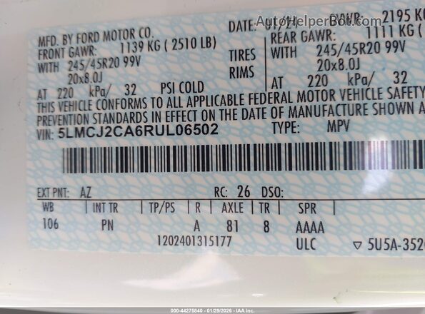 5LMCJ2CA6RUL06502 2024 LINCOLN CORSAIR White Շարժիչի բաժամունքի տեսք