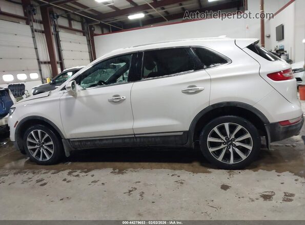 5LMCJ3D94KUL12671 2019 LINCOLN MKC White Vista interior de 360 grados