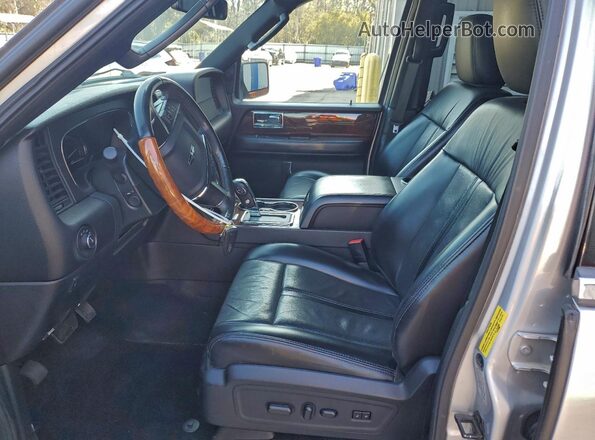 5LMJJ2HT1HEL00259 2017 LINCOLN NAVIGATOR Серебряный 