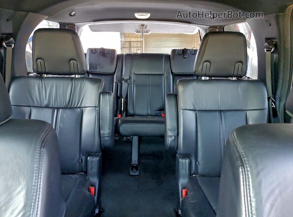 5LMJJ2HT1HEL00259 2017 LINCOLN NAVIGATOR Серебряный 