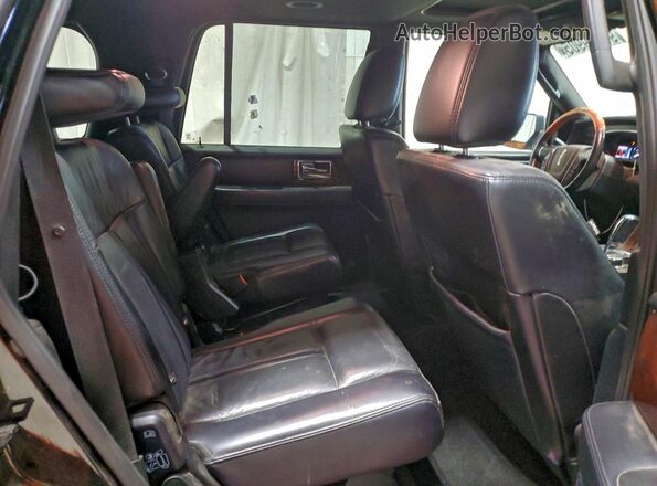 5LMJJ2JT2HEL01088 2017 LINCOLN NAVIGATOR Black Вид задньої частини салону