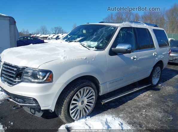 5LMJJ2JT4HEL13856 2017 LINCOLN NAVIGATOR White 