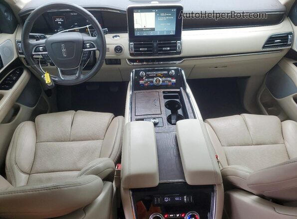 5LMJJ2KT7LEL09100 2020 LINCOLN NAVIGATOR Blue Вид панелі приладів