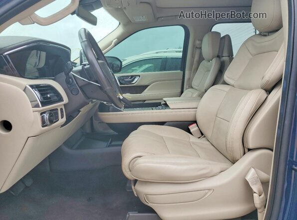 5LMJJ2KT7LEL09100 2020 LINCOLN NAVIGATOR Blue Вид салону спереду