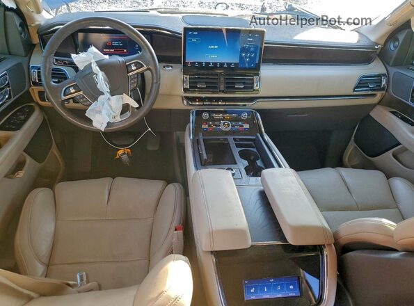 5LMJJ2KT7NEL14316 2022 LINCOLN NAVIGATOR Синий Вид панели приборов