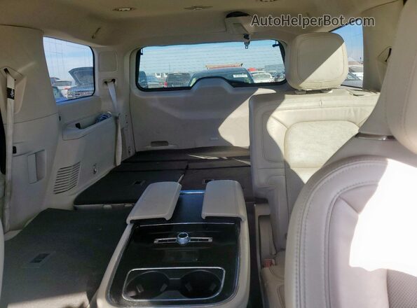 5LMJJ2LT5LEL05660 2020 LINCOLN NAVIGATOR White Widok tylnych siedzeń