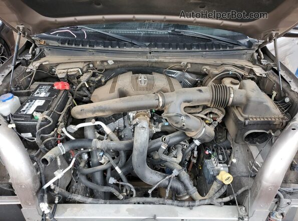 5LMJJ2LT5LEL18960 2020 LINCOLN NAVIGATOR Silver Вид підкапотного простору