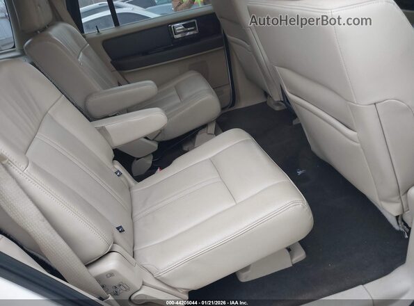 5LMJJ2LT7HEL06977 2017 LINCOLN NAVIGATOR White 