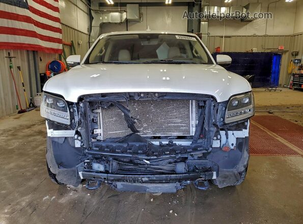 5LMJJ2LT7LEL12965 2020 LINCOLN NAVIGATOR White Widok z przodu