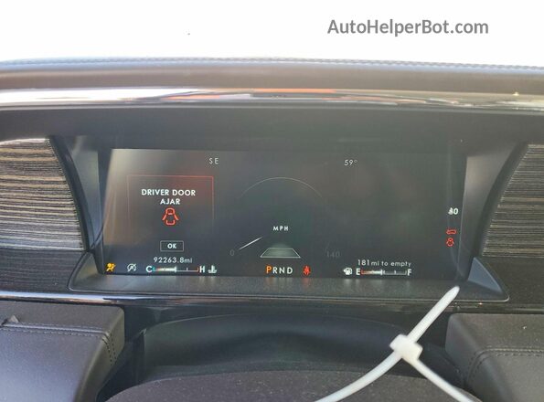 5LMJJ2TT7LEL17552 2020 LINCOLN NAVIGATOR White Instrument cluster view