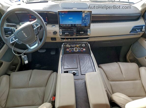 5LMJJ3LG2REL10400 2024 LINCOLN NAVIGATOR White წინა პანელის ხედი