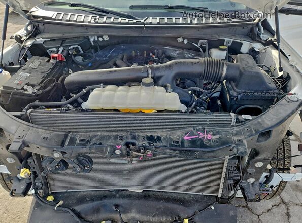 5LMJJ3LG9REL13682 2024 LINCOLN NAVIGATOR Белый Вид подкапотного пространства