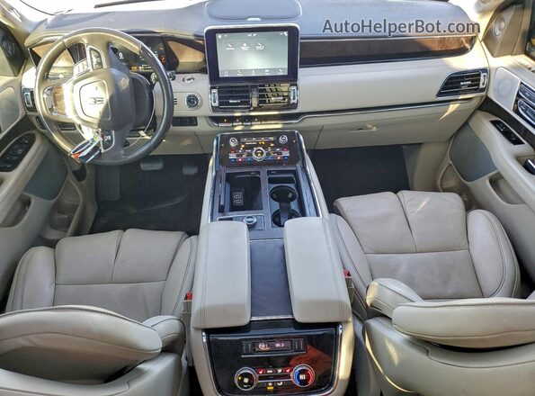 5LMJJ3LT2KEL15227 2019 LINCOLN NAVIGATOR Белый Вид панели приборов