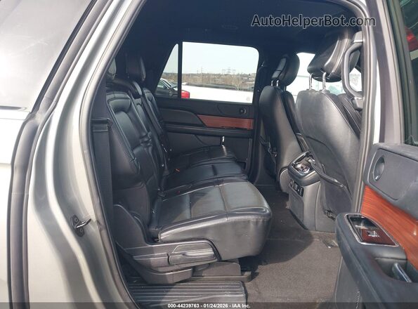 5LMJJ3NT0LEL20599 2020 LINCOLN NAVIGATOR Серый Вид наклейки с VIN-кодом