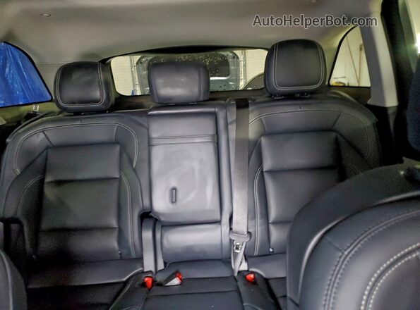 5LMPJ8JA6SJ883254 2025 LINCOLN NAUTILUS Black Vista de los asientos traseros