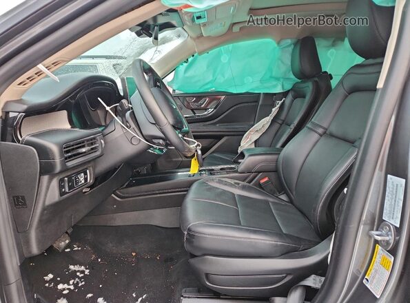5LMTJ5DZXRUL22160 2024 LINCOLN CORSAIR Gray წინა სალონის ხედი