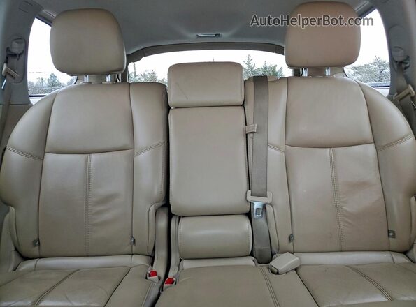 5N1AR2MM8GC607206 2016 NISSAN PATHFINDER Белый Вид задних сидений