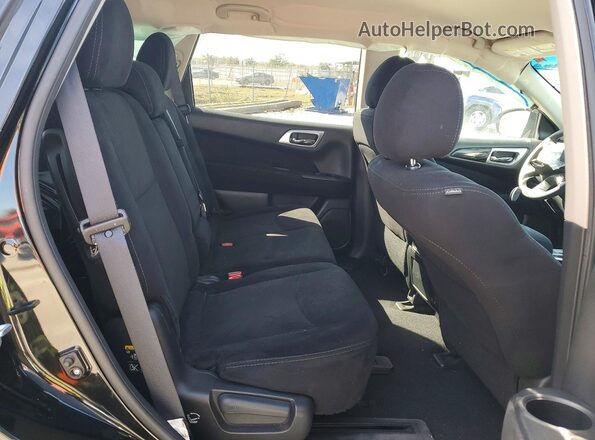 5N1AR2MN4GC608975 2016 NISSAN PATHFINDER Черный Вид задней части салона