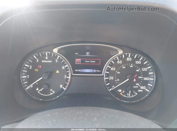 5N1AR2MNXGC652219 2016 NISSAN PATHFINDER White Widok tylnych siedzeń