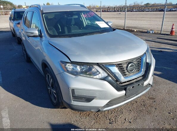 5N1AT2MT5LC774366 2020 NISSAN ROGUE Silver წინა ხედი