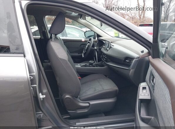 5N1AT3AA0MC710634 2021 NISSAN ROGUE Серый Вид салона спереди
