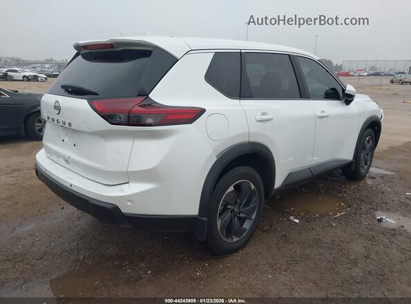 5N1BT3BA6TC679858 2026 NISSAN ROGUE White 