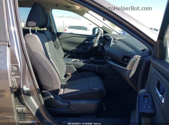 5N1BT3BA9TC687601 2026 NISSAN ROGUE Gray 