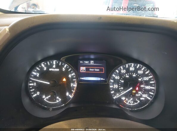 5N1DR2MM0HC693805 2017 NISSAN PATHFINDER Gray Հետևի նստատեղերի տեսք